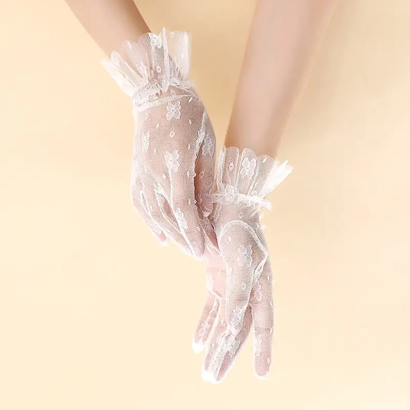 Short Victorian Gloves - Image 17